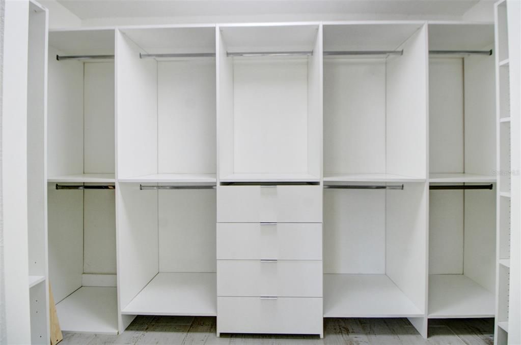 Interior, Walk-in Closets