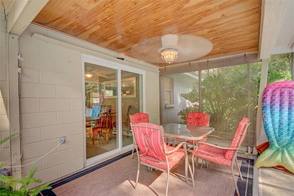 Dining room, Interior, Wooden Ceilings