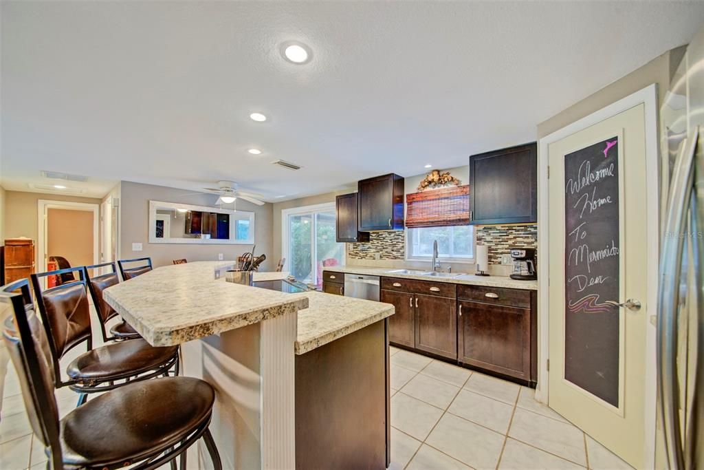 Dining room, Interior, Kitchen, Recessed Lighting, Stainless Steel Appliances