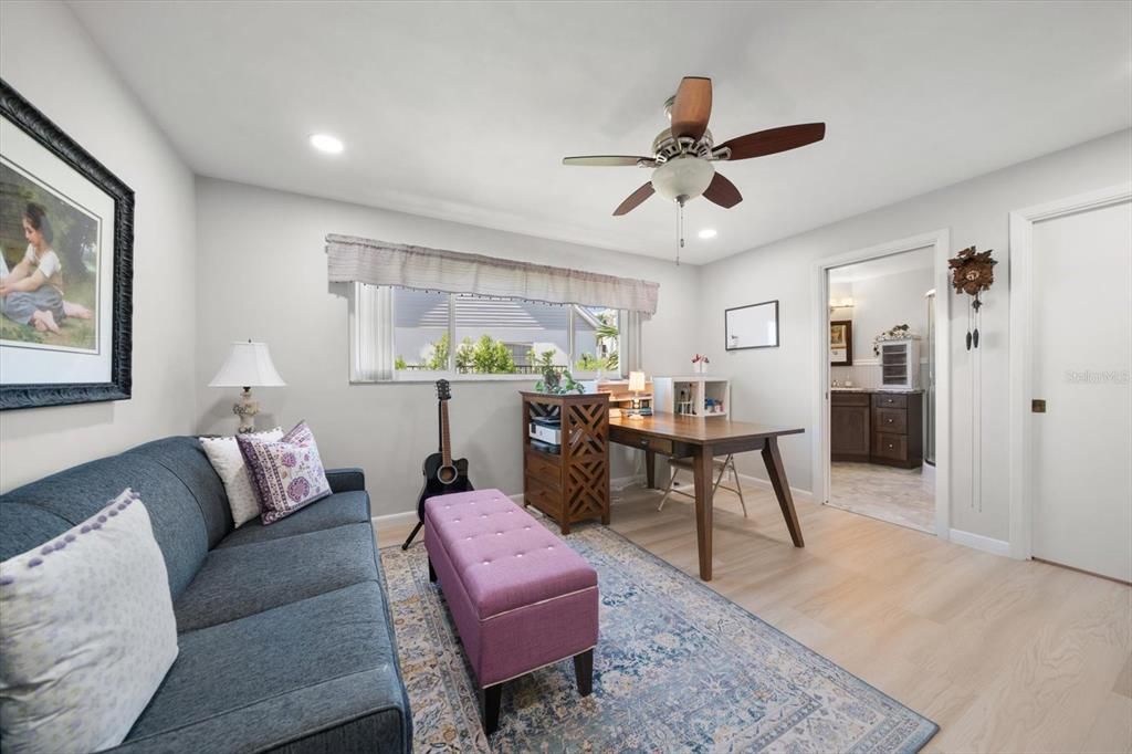 Home Office, Interior, Recessed Lighting, Wood Texture Flooring