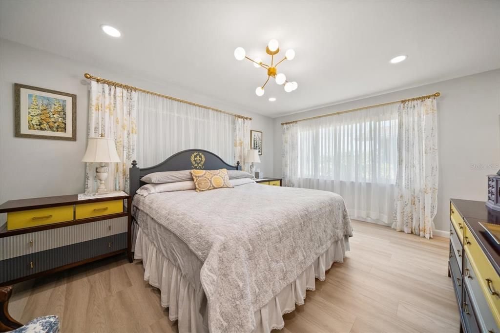 Bedroom, Interior, Pendant Lights, Recessed Lighting, Wood Texture Flooring