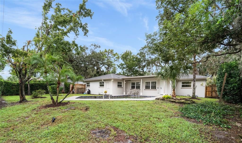 Backyard, Exterior