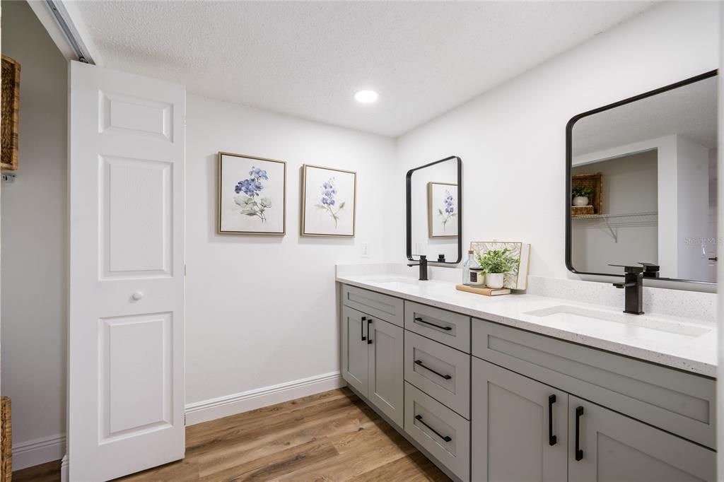Bathroom, Dual Sink Vanities, Interior, Recessed Lighting, Wood Texture Flooring