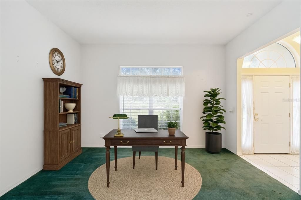 Home Office, Interior