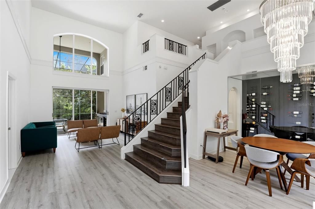 Chandelier, Dining room, Interior, Living room, Recessed Lighting, Wood Texture Flooring