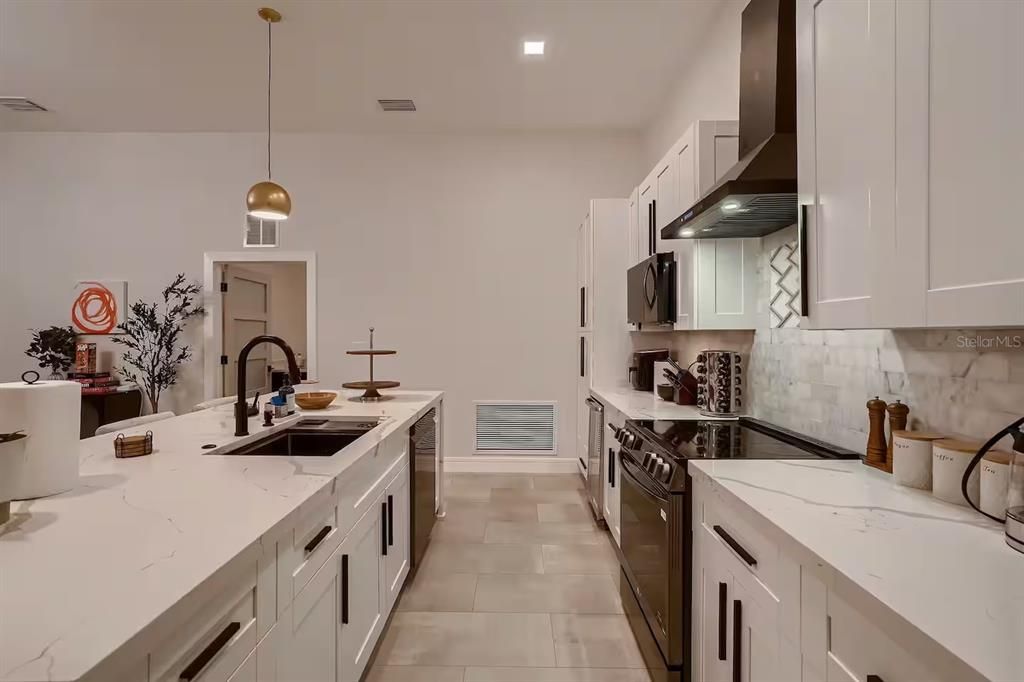Interior, Kitchen, Pendant Lights, Recessed Lighting