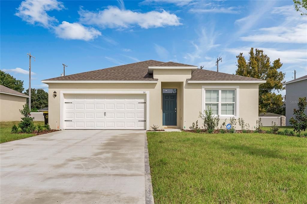 Attached, Backyard, Exterior, Facade, Ranch