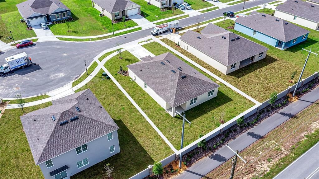 Exterior, Drone