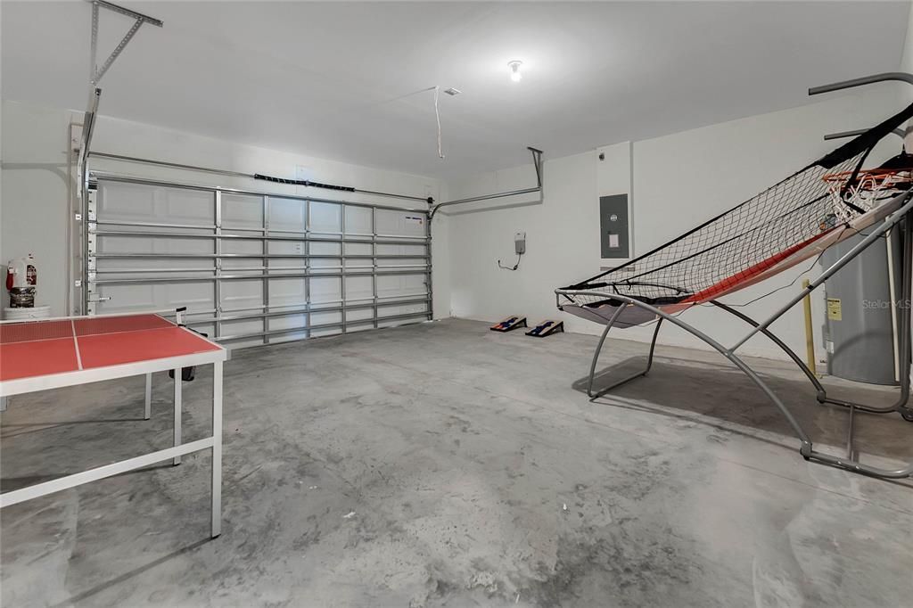 Garage, Interior