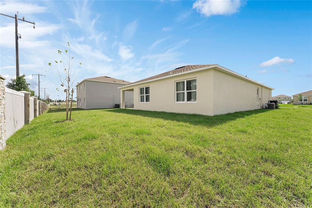 Backyard, Exterior