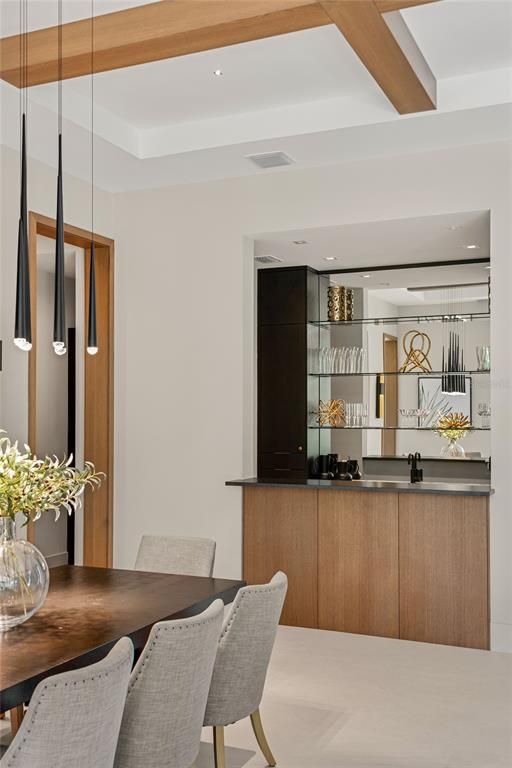 Dining room, Interior, Pendant Lights, Recessed Lighting