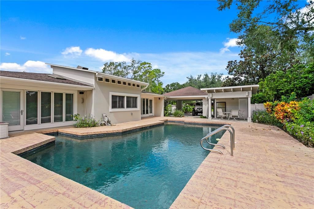 Exterior, Pool