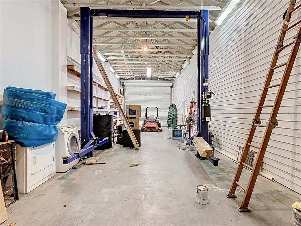 Interior, Washer