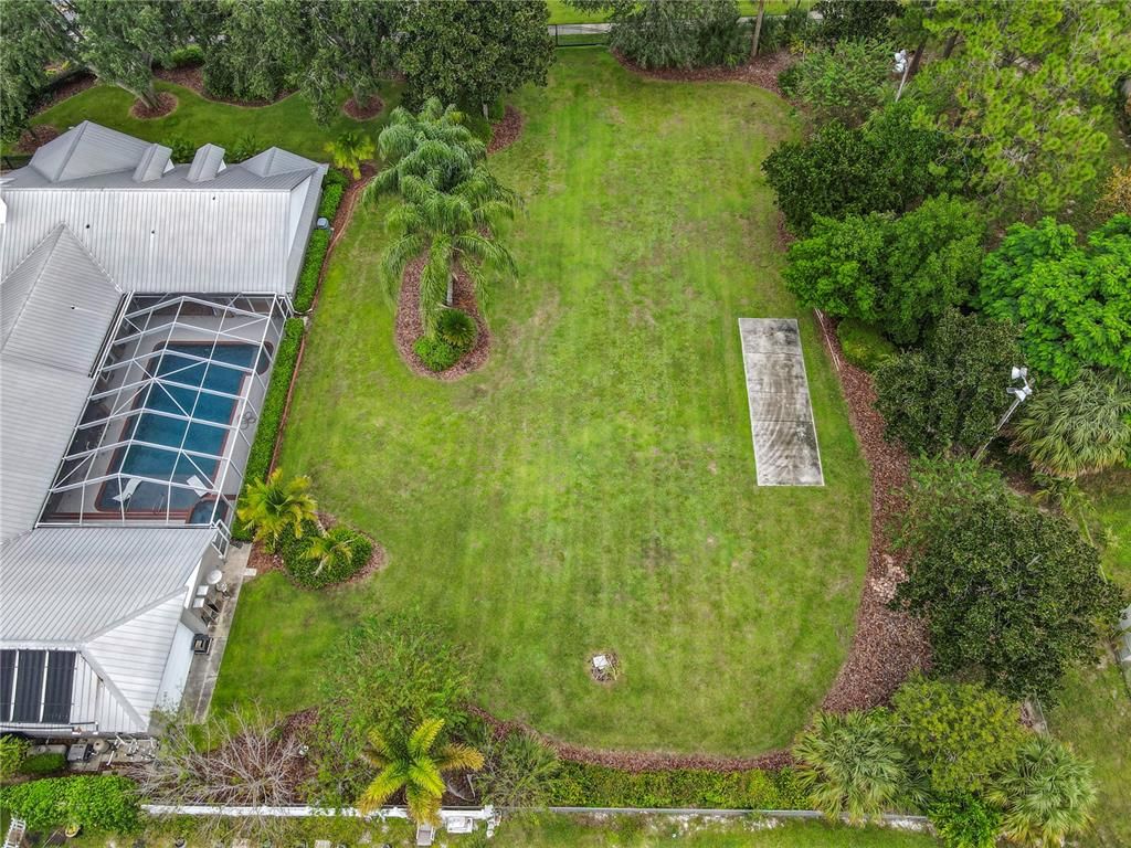Exterior, Drone