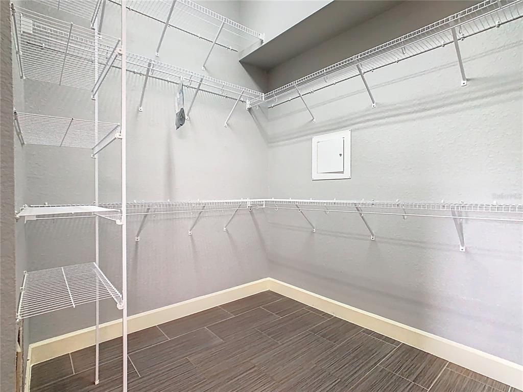 Interior, Walk-in Closets, Wood Texture Flooring