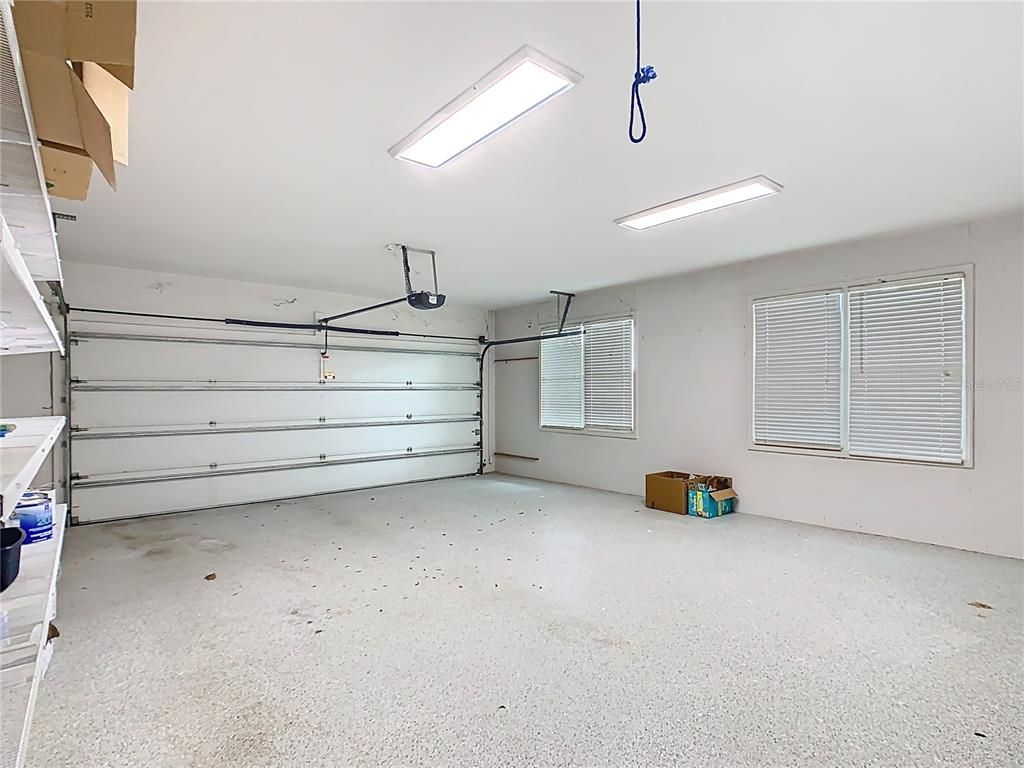 Garage, Interior