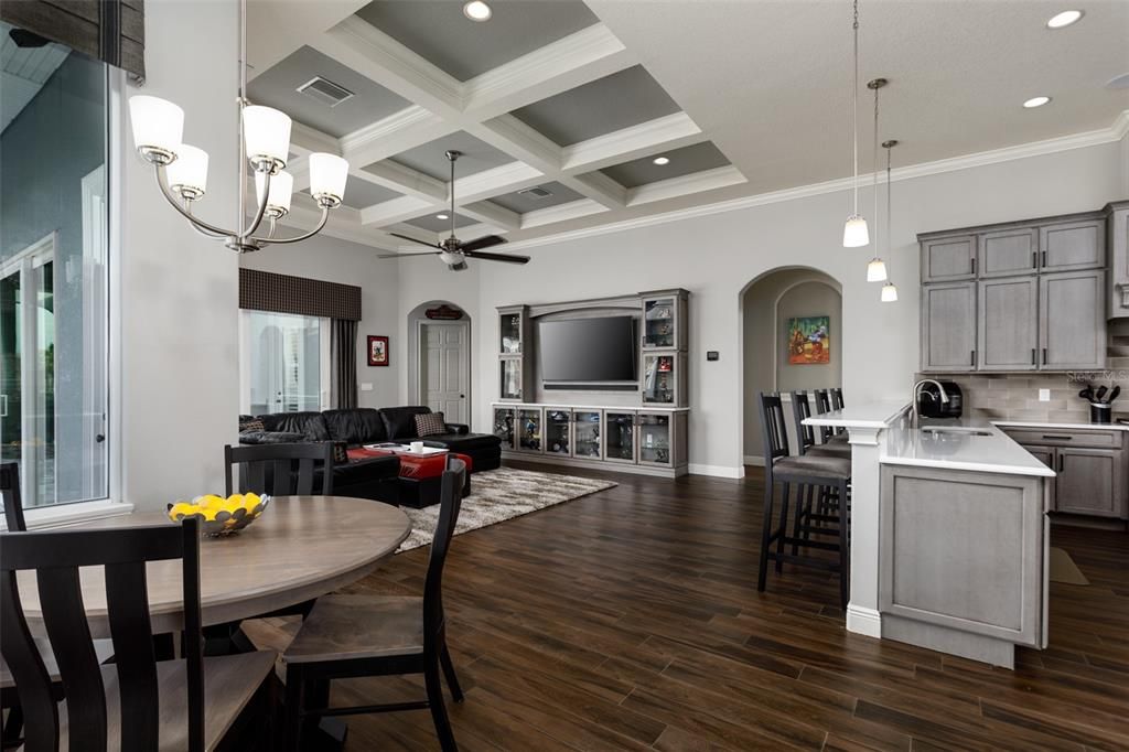 Dining room, Interior, Kitchen, Living room, Pendant Lights, Recessed Lighting, Wood Texture Flooring