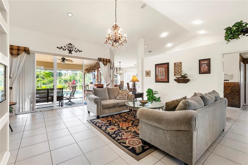 Chandelier, Dining room, Interior, Living room, Recessed Lighting