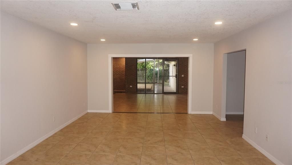 Empty room, Interior, Recessed Lighting, Stone Walls