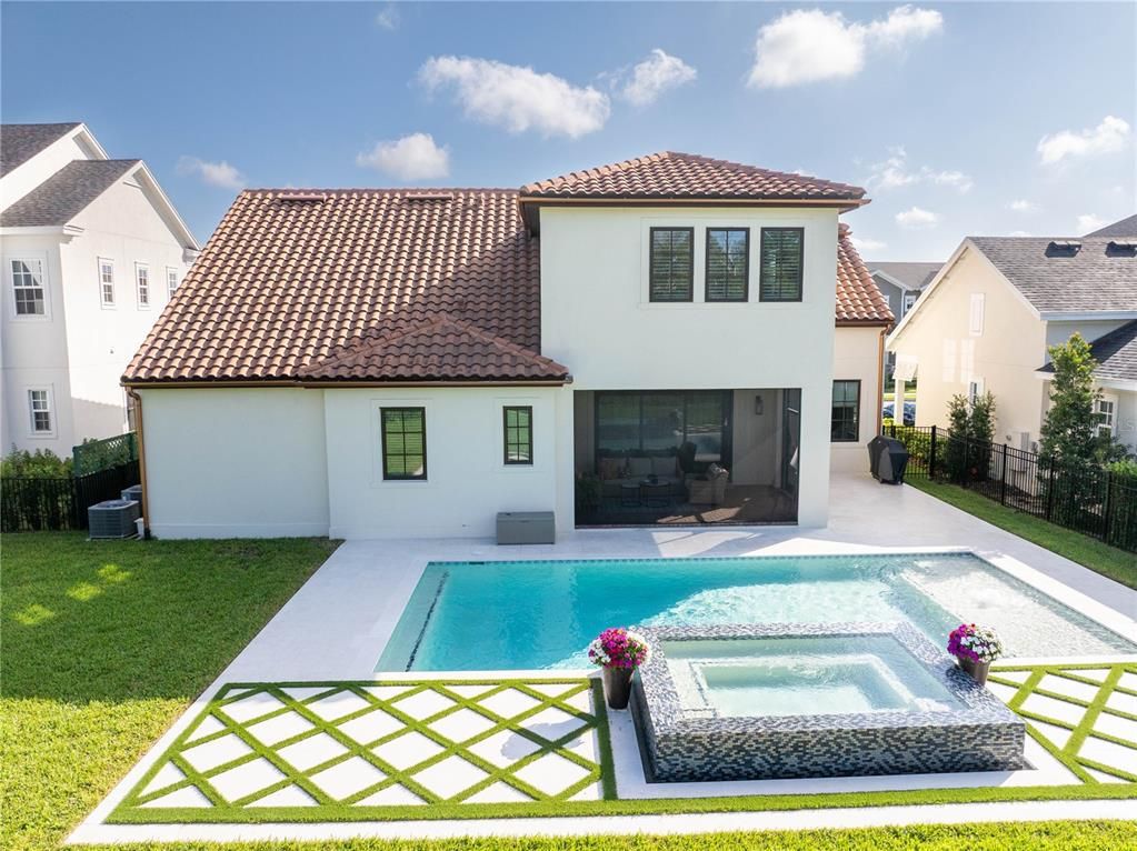 Exterior, Pool