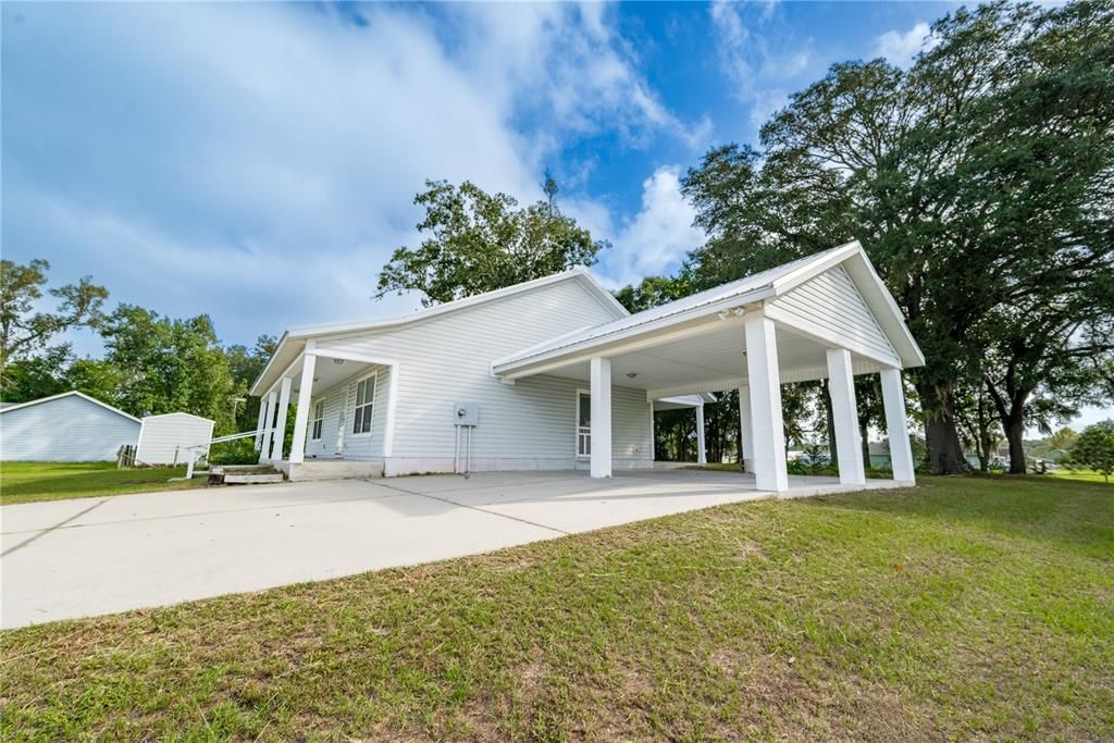 Backyard, Exterior
