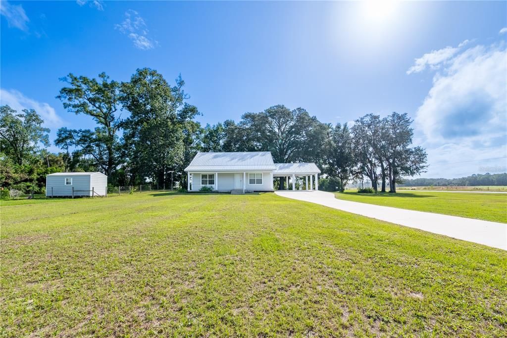 Backyard, Exterior