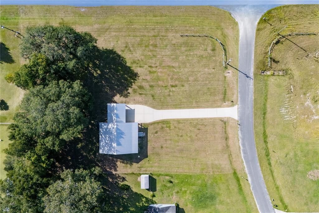 Exterior, Drone