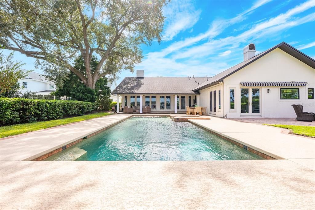 Exterior, Pool