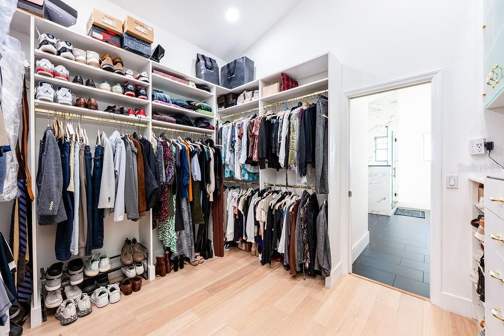 Interior, Recessed Lighting, Walk-in Closets, Wood Texture Flooring