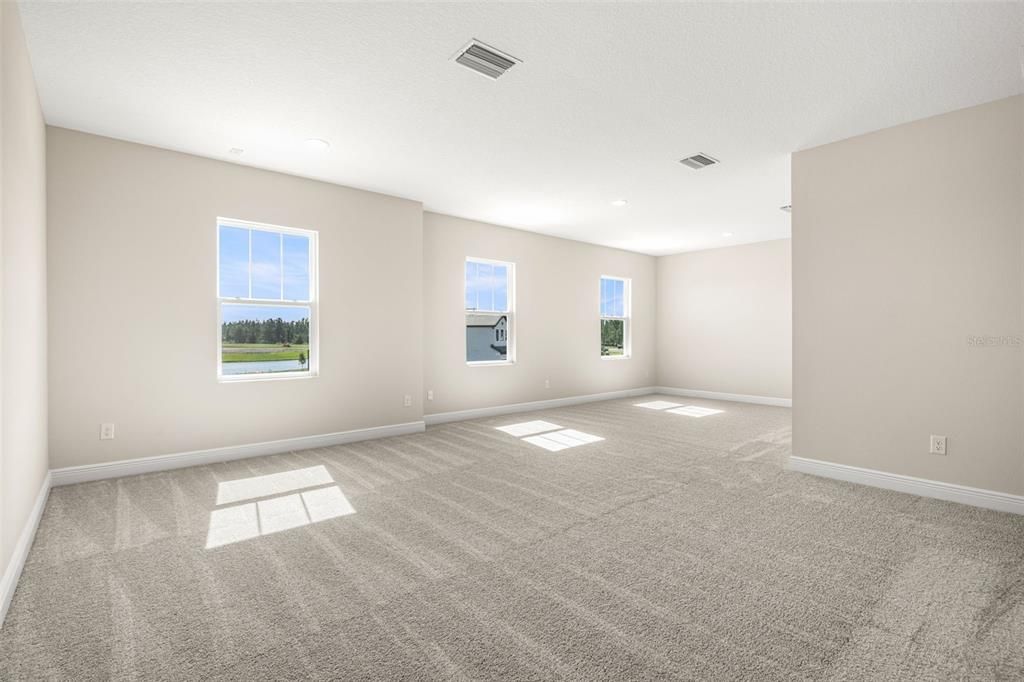 Empty room, Interior, Recessed Lighting