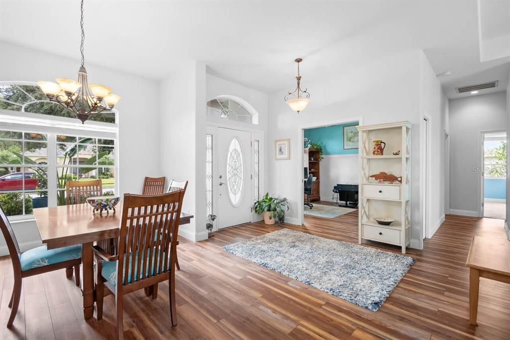 Chandelier, Dining room, Interior, Pendant Lights, Recessed Lighting, Wood Texture Flooring