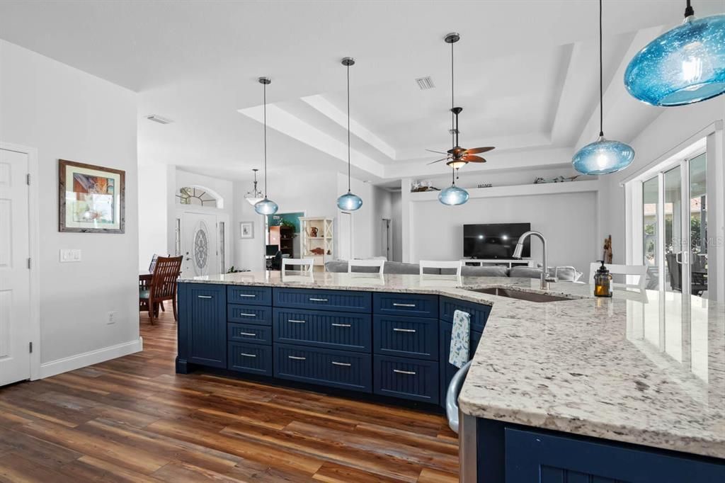 Interior, Kitchen, Pendant Lights, Wood Texture Flooring