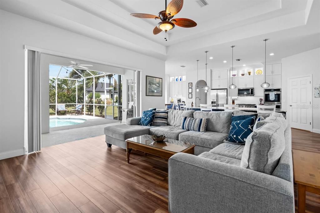 Interior, Kitchen, Living room, Pendant Lights, Recessed Lighting, Stainless Steel Appliances, Wood Texture Flooring