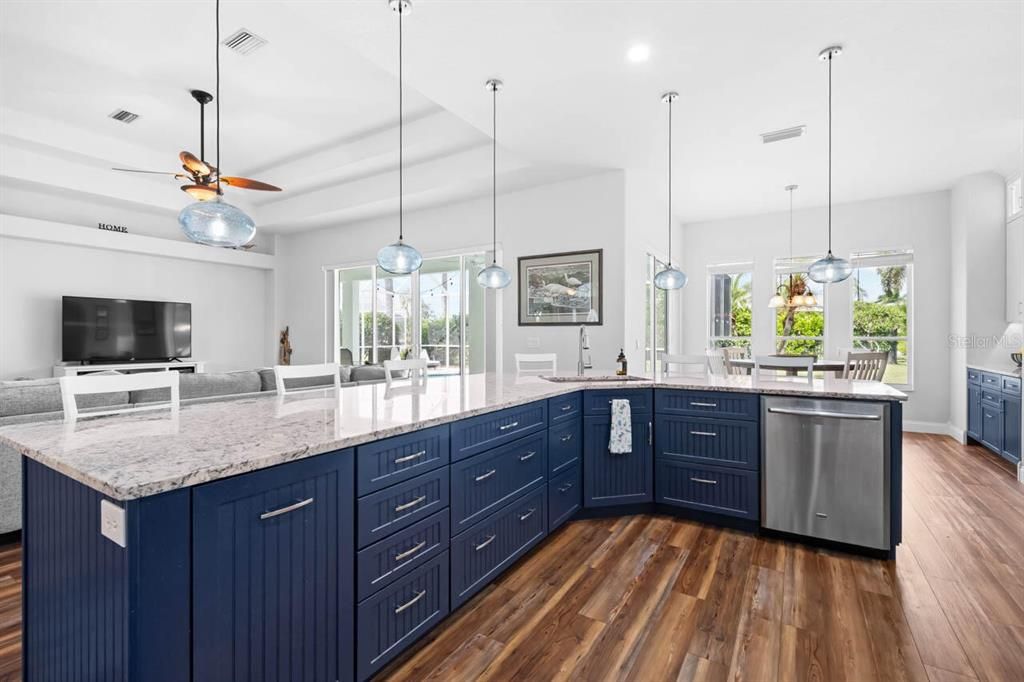 Interior, Kitchen, Pendant Lights, Recessed Lighting, Wood Texture Flooring