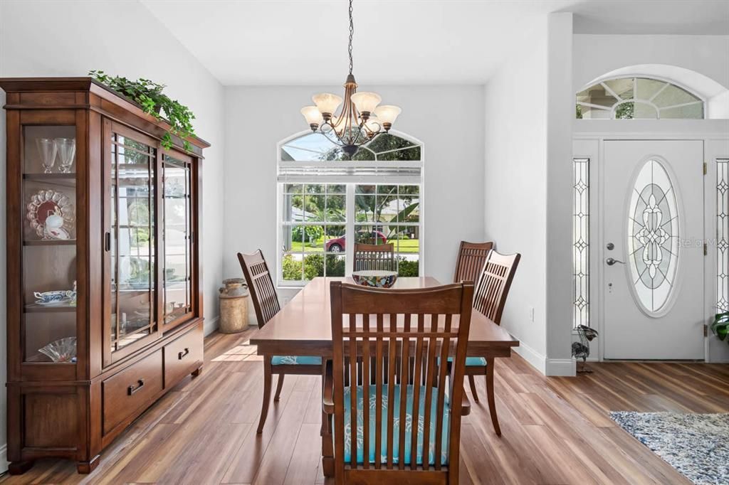 Chandelier, Dining room, Interior, Wood Texture Flooring