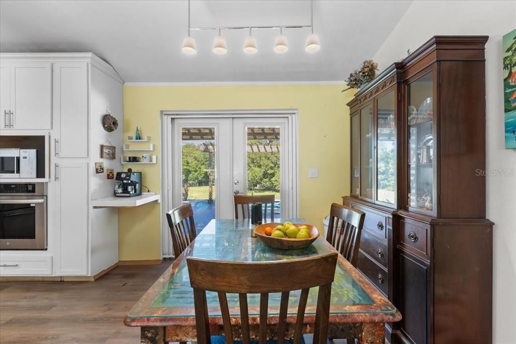 Dining room, Interior, Kitchen, Pendant Lights, Wood Texture Flooring