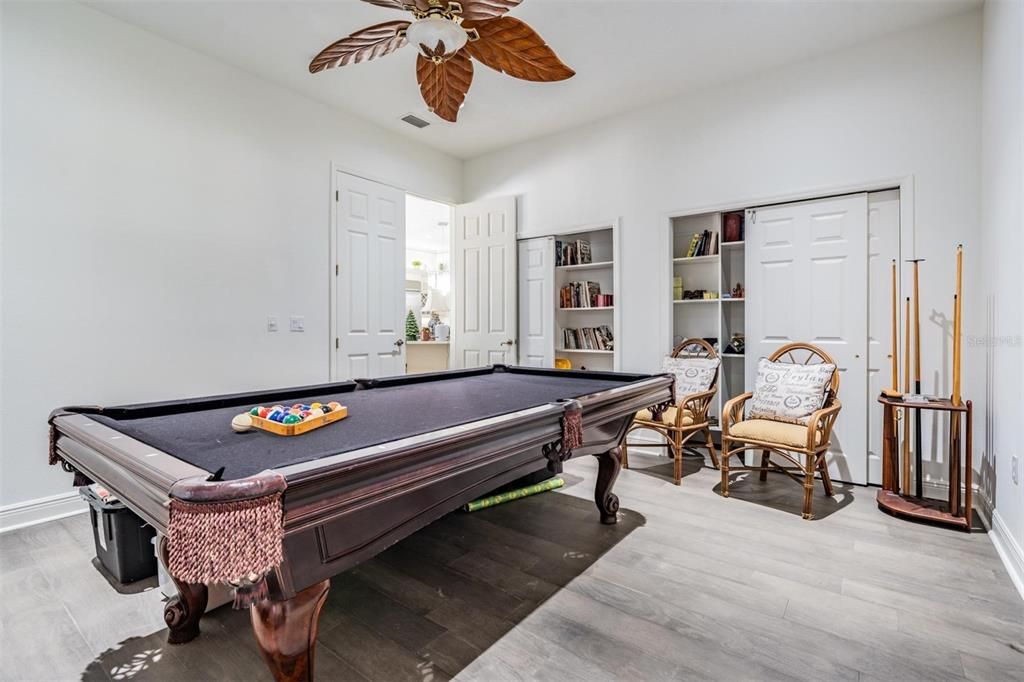 Billiard Table, Game Room, Interior, Wood Texture Flooring