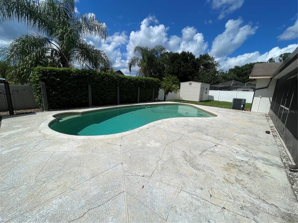 Exterior, Pool