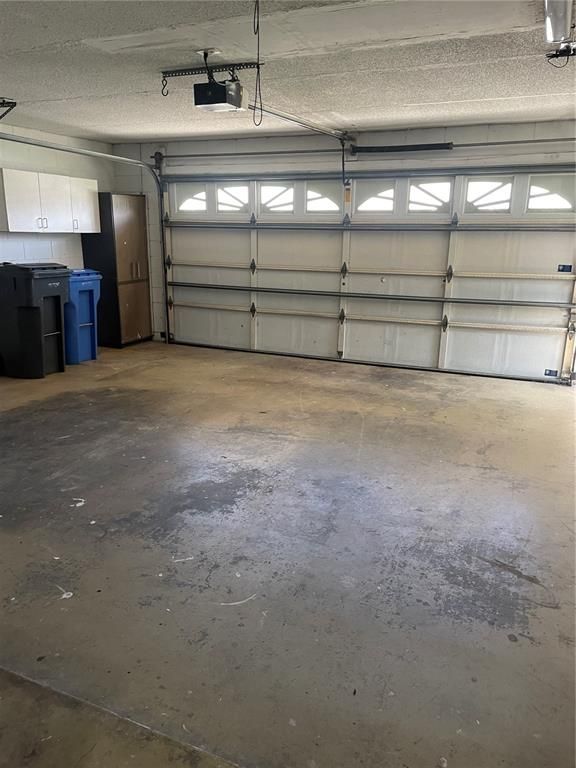 Garage, Interior