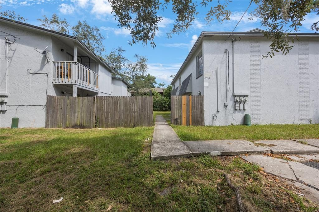 Backyard, Exterior