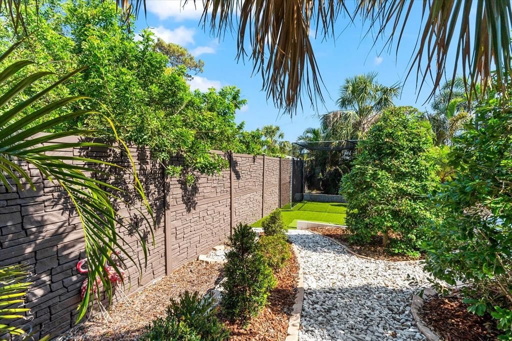 Backyard, Exterior