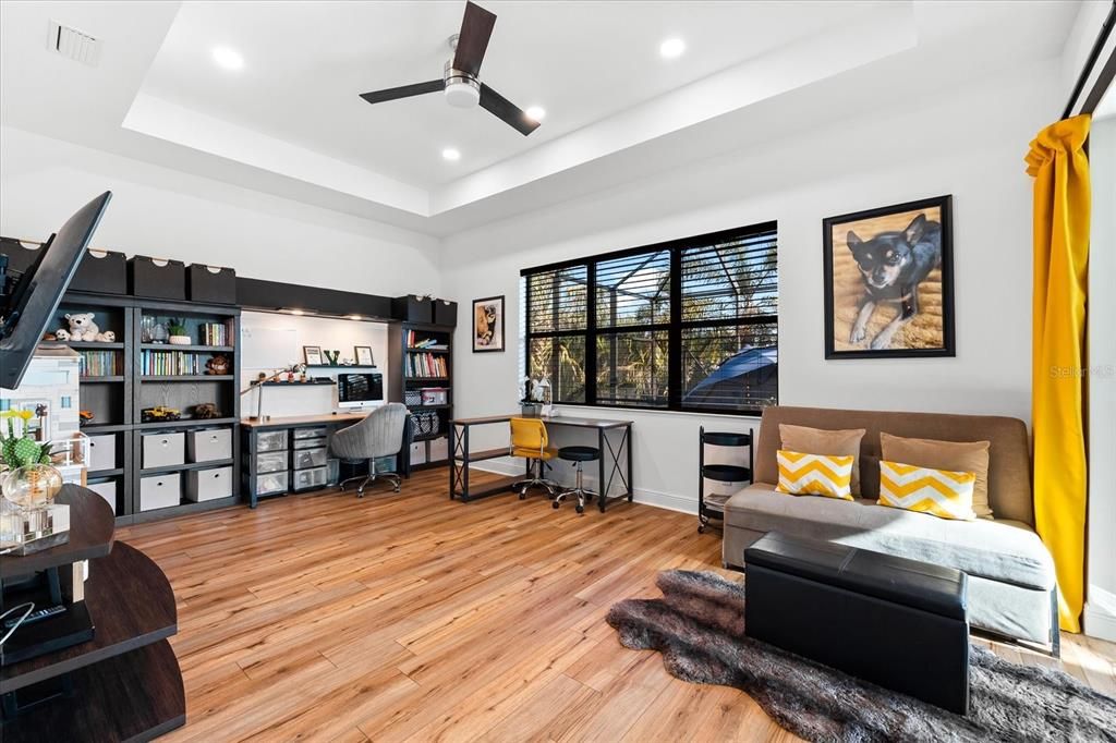 Home Office, Interior, Recessed Lighting, Wood Texture Flooring