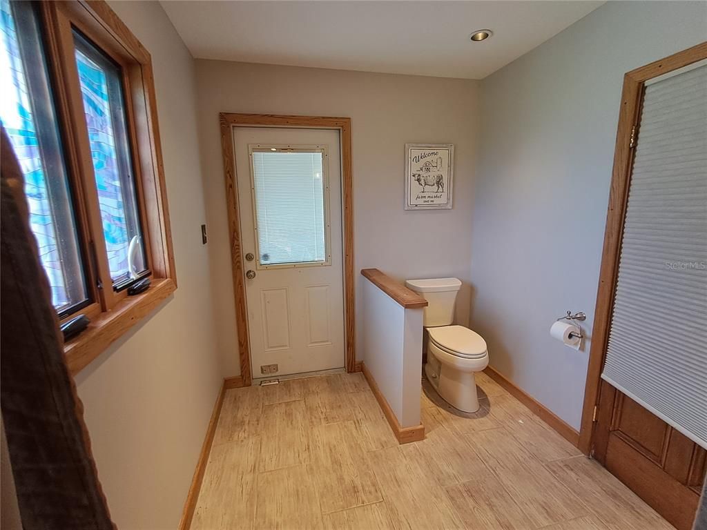 Bathroom, Interior, Recessed Lighting, Wood Texture Flooring