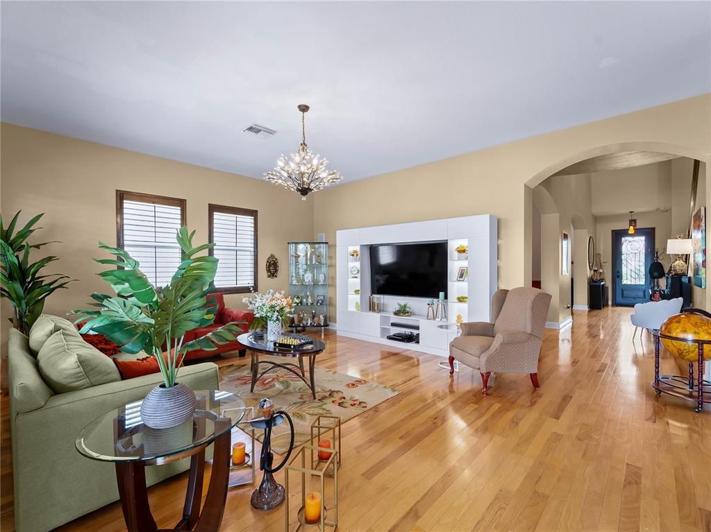 Interior, Living room, Pendant Lights, Wood Texture Flooring