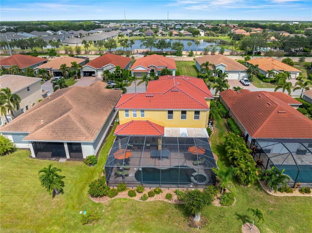 Exterior, Drone