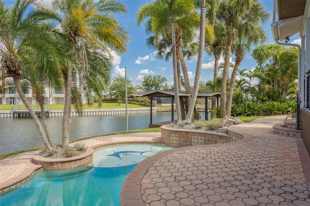 Exterior, Pool, Water
