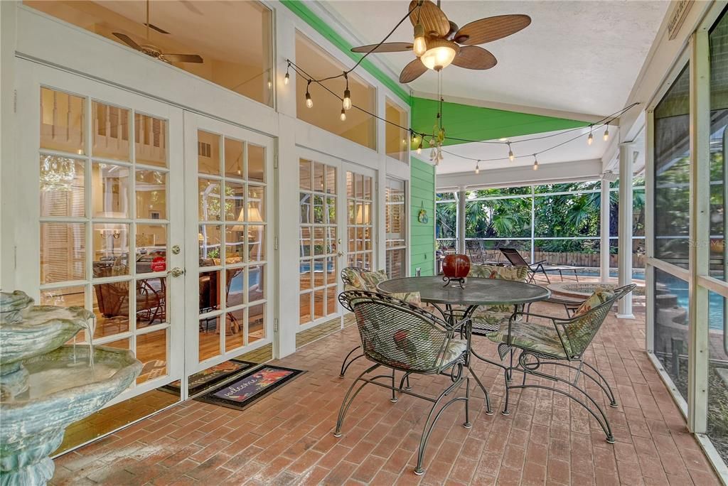 Dining room, Interior, Sun Room