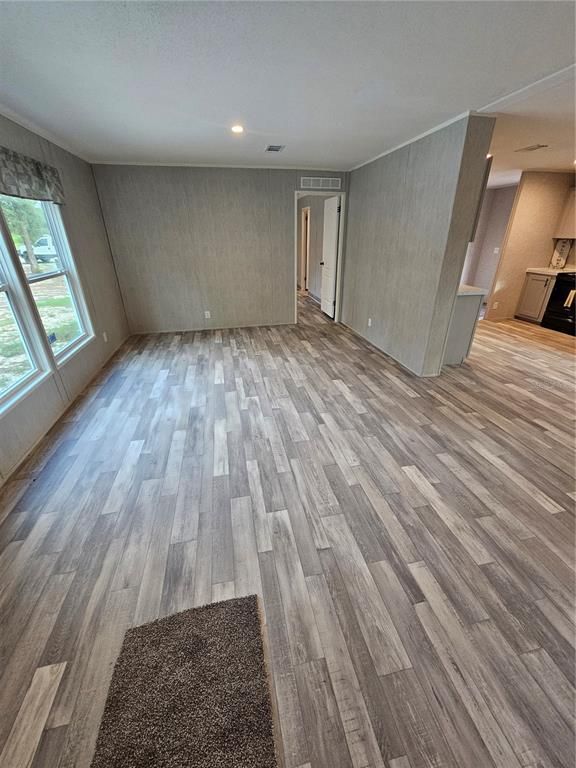 Empty room, Interior, Recessed Lighting, Wood Texture Flooring