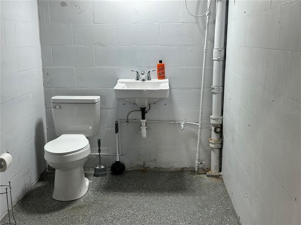 Bathroom, Interior