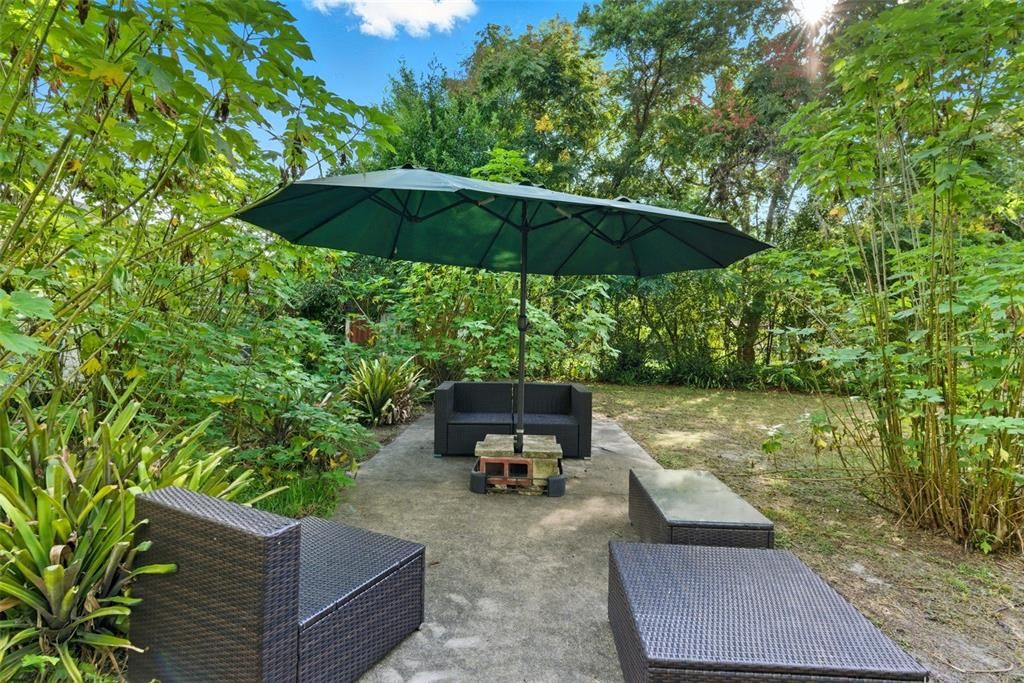 Backyard, Exterior